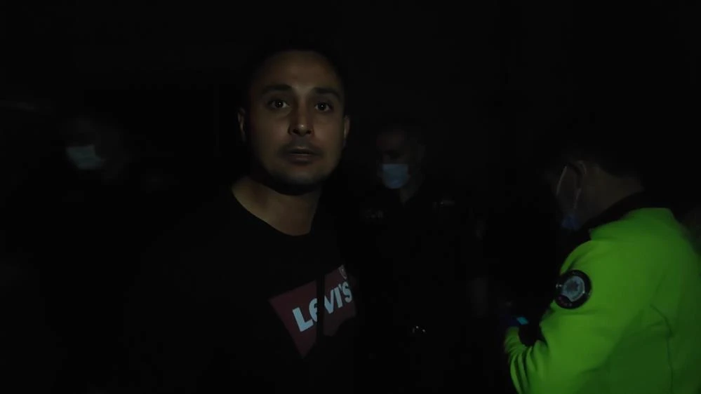 Türk polisi hadsiz boksöre haddini bildirdi